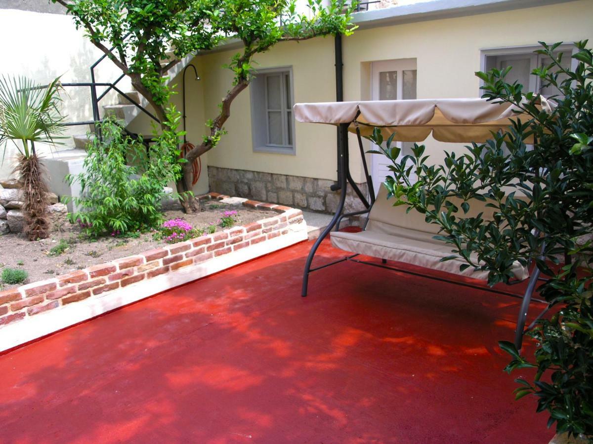 Holiday Home Lija Center راب المظهر الخارجي الصورة
