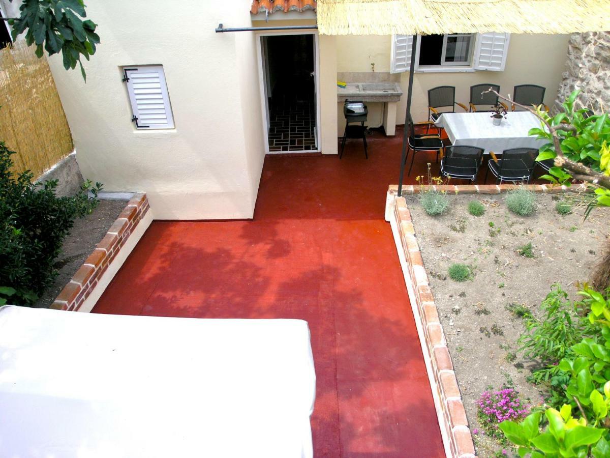 Holiday Home Lija Center راب المظهر الخارجي الصورة